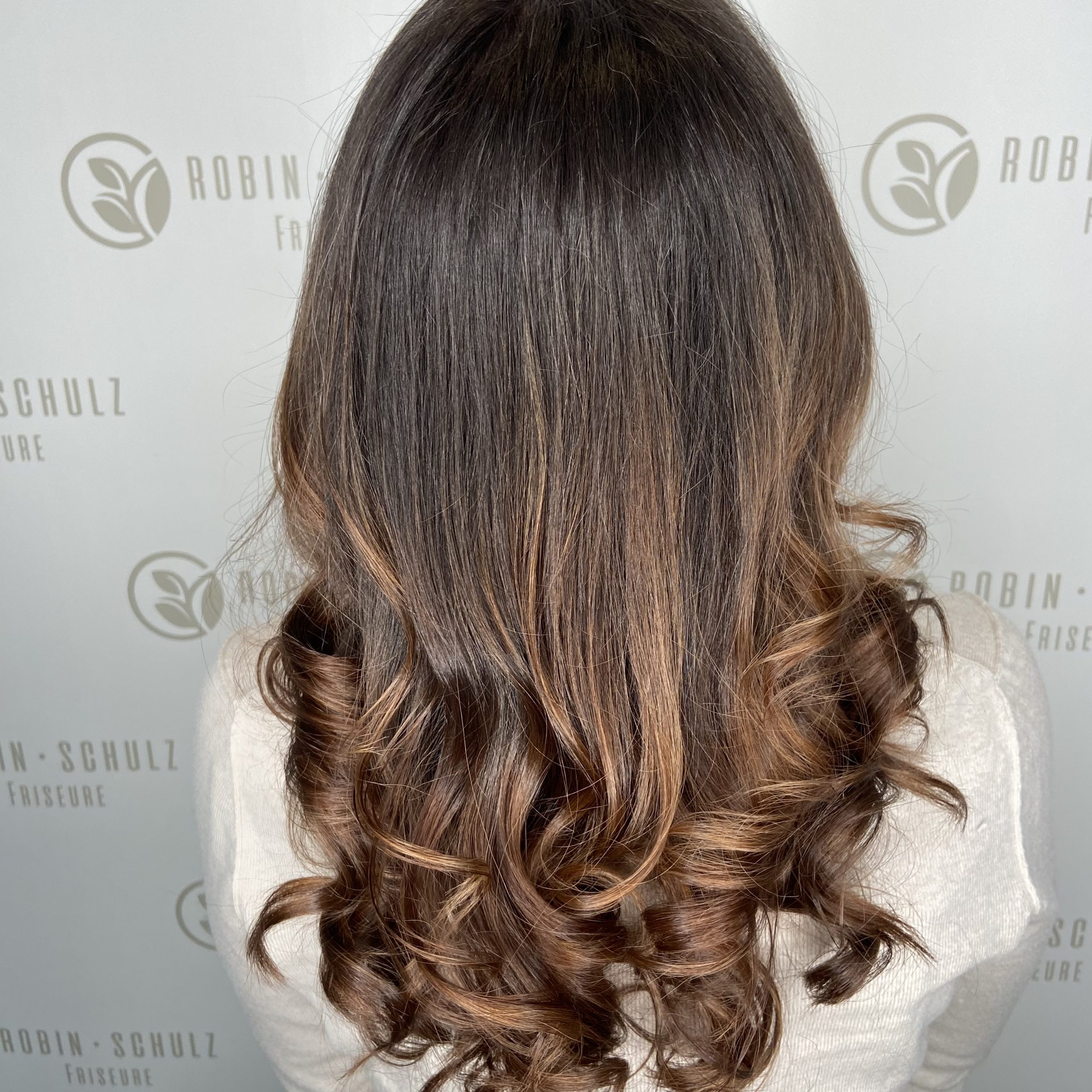 C6103AB0-BDFA-4B9B-BD1D-6DEC3B9902E9